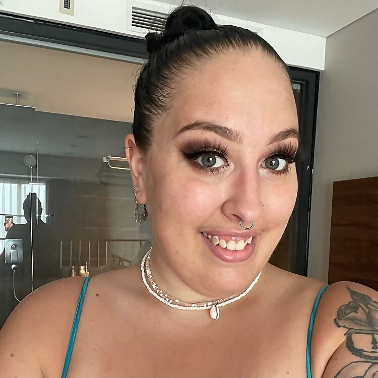 April Foxx OnlyFans username