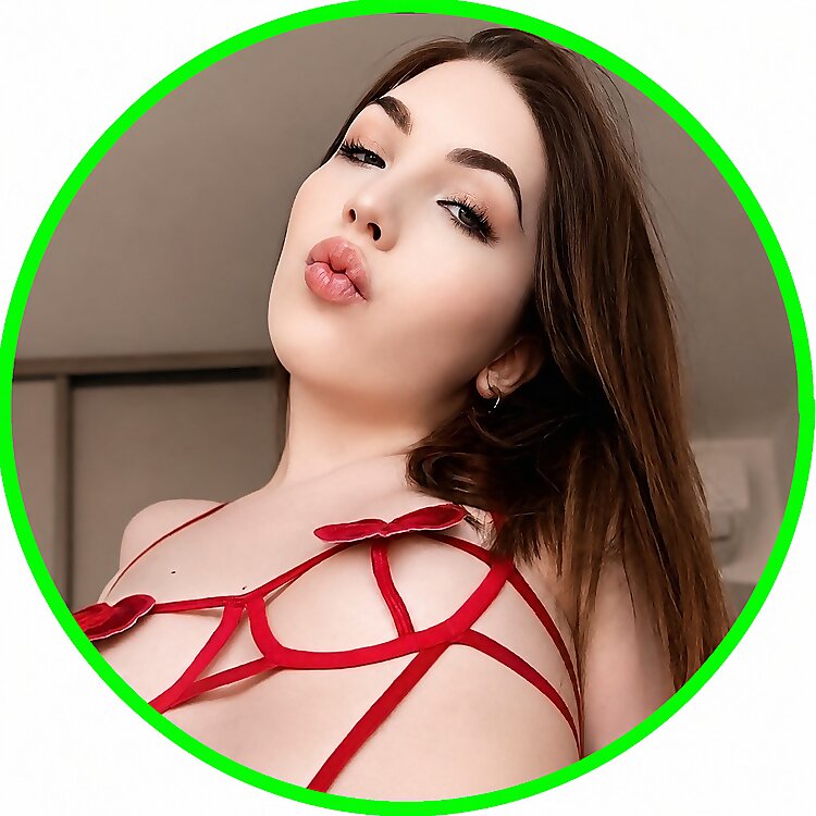 Luna Hard OnlyFans username