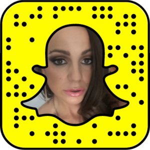 Abigail Mac profile