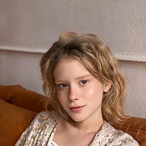 Daisy profile