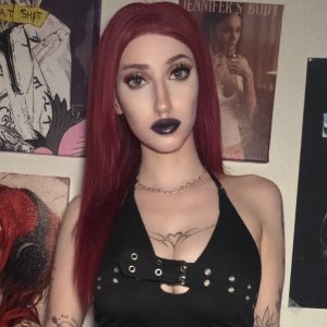 Stella Skye profile